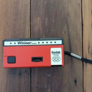 RARE Vintage Kodak Winner Pocket Camera 110 Film 1988 Olympic Games, Red & Black